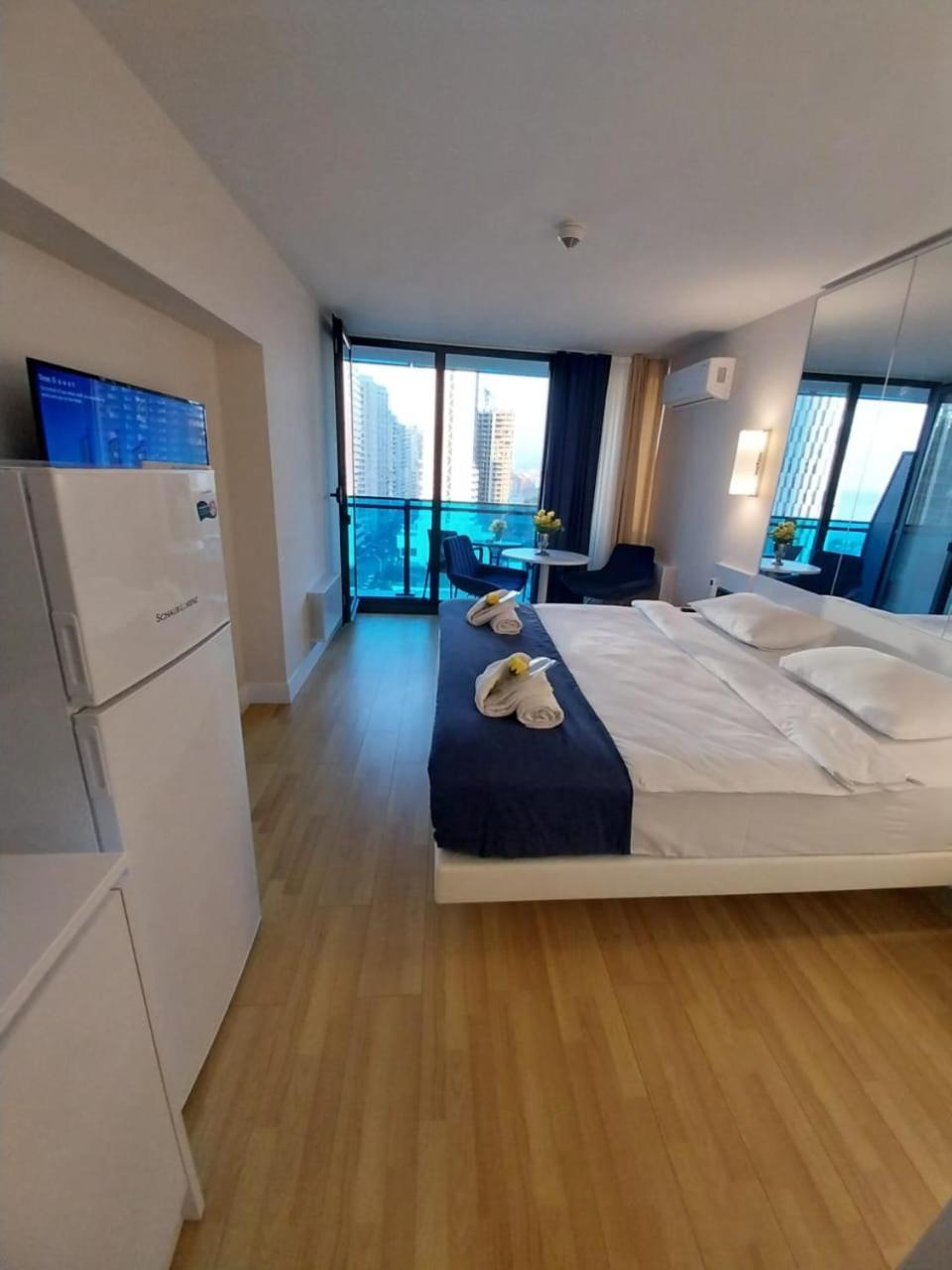 Natalia -Apartments In - Orbi City Batumi Exterior foto